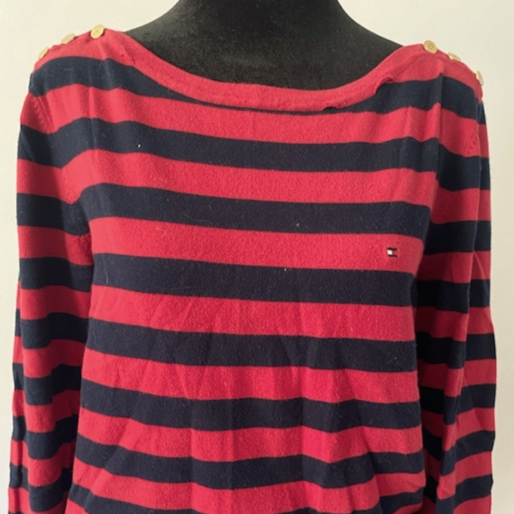 Tommy Hilfiger women's sweater red and blue size large tee